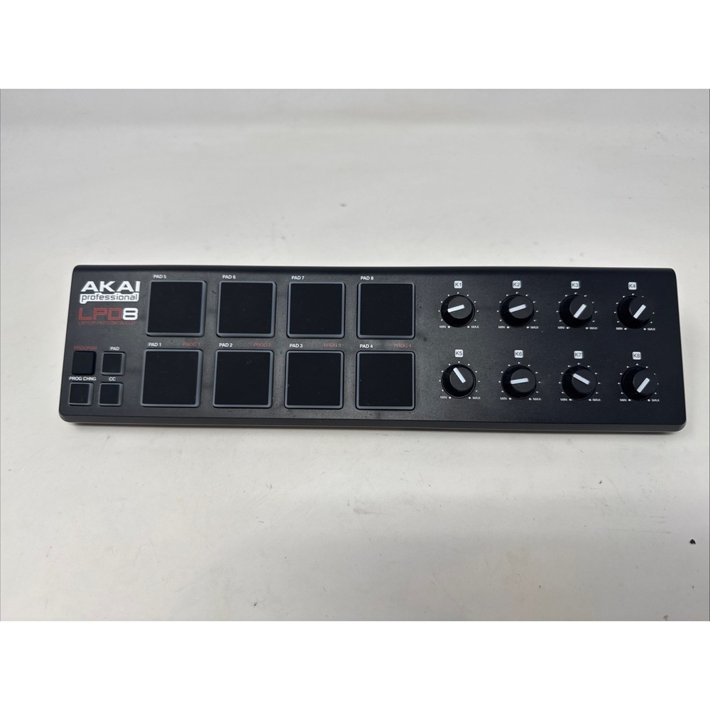 AKAI Professional LPD8 Portable USB-powered MIDI‎ Controller
